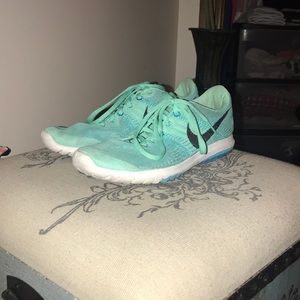 Mint green tennis shoes!!